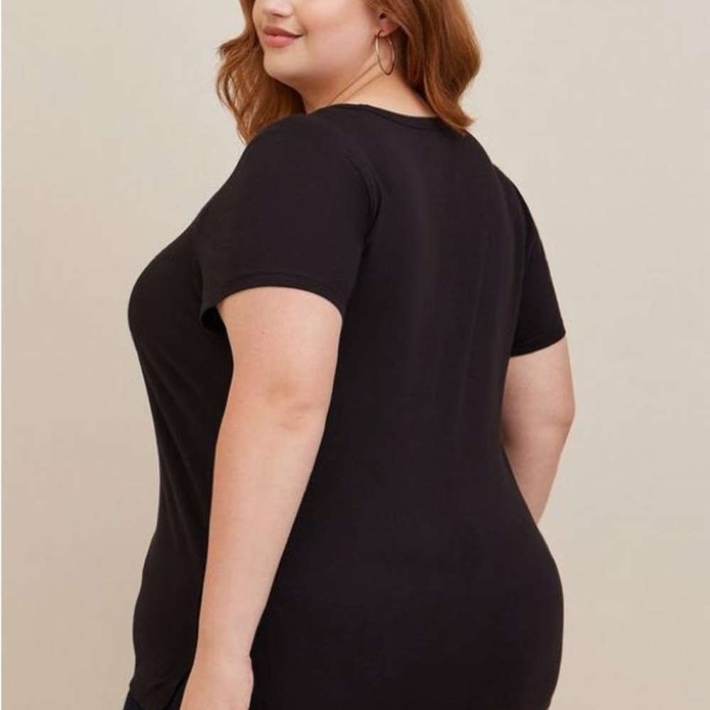 Torrid Disney Scrooge McDuck Crew Neck Split Hem Top 1X (14-16) - Picture 5 of 10